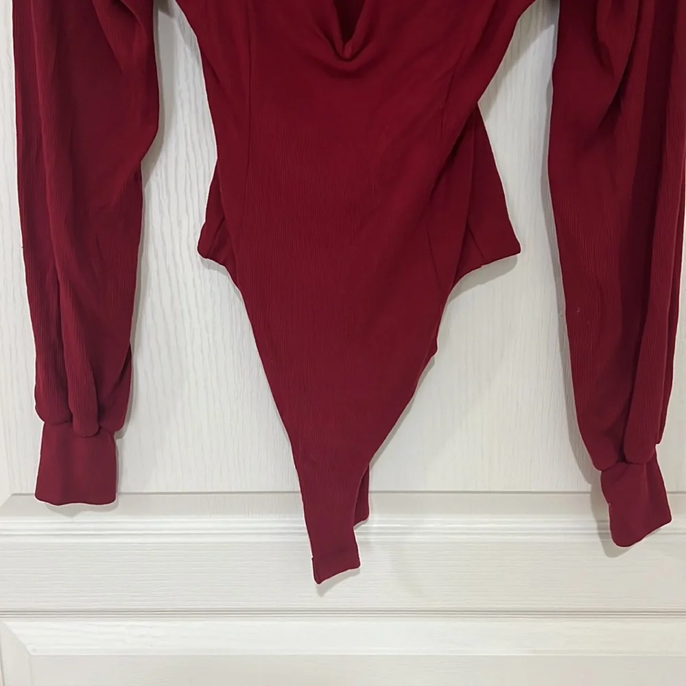 NWT Lululs bodysuit - Picture 3 of 3